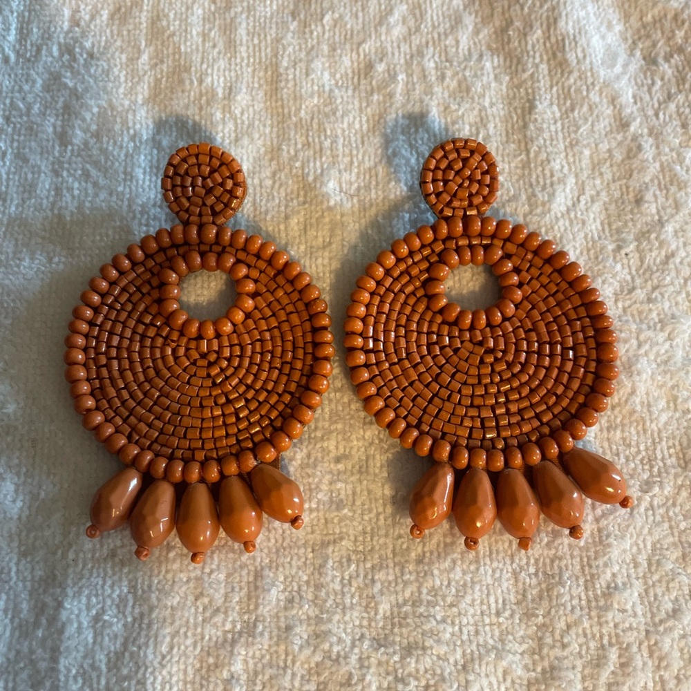 Elegant Beaded Earrings in Warm Brown